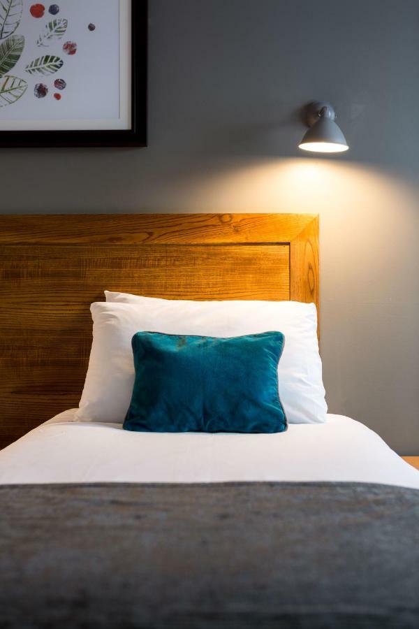 Отель White Hart By Chef & Brewer Collection Chalfont St Giles Экстерьер фото